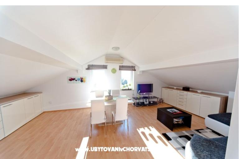 Apartments Santis Diklo – photo 7