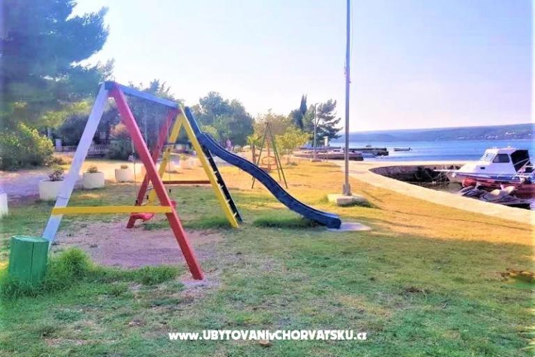 Apartments Tena,  prvi red do mora – photo 10
