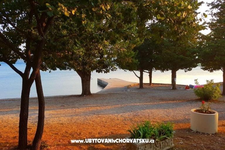 Apartments Tena,  prvi red do mora – photo 21