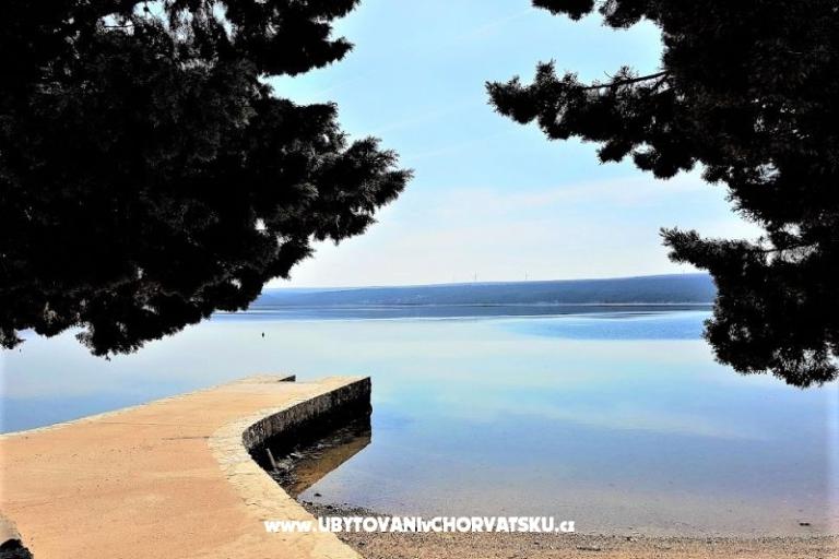 Apartments Tena,  prvi red do mora – photo 37