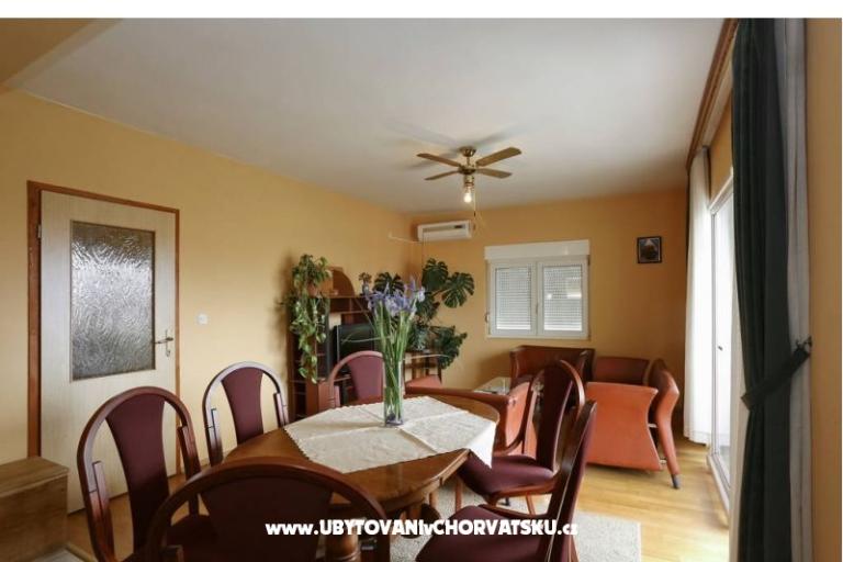 Apartment Garden – photo 10