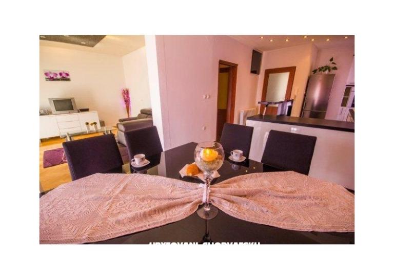 Apartments Afrodita – photo 10