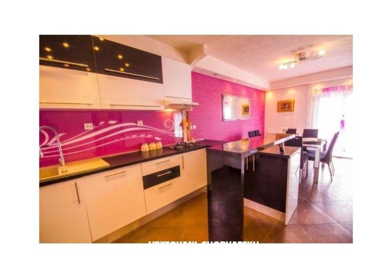 Apartments Afrodita – photo 11