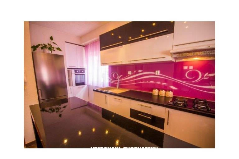 Apartments Afrodita – photo 7