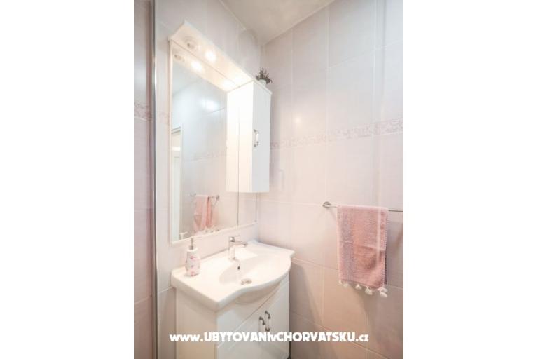 Apartments Floresita – photo 4