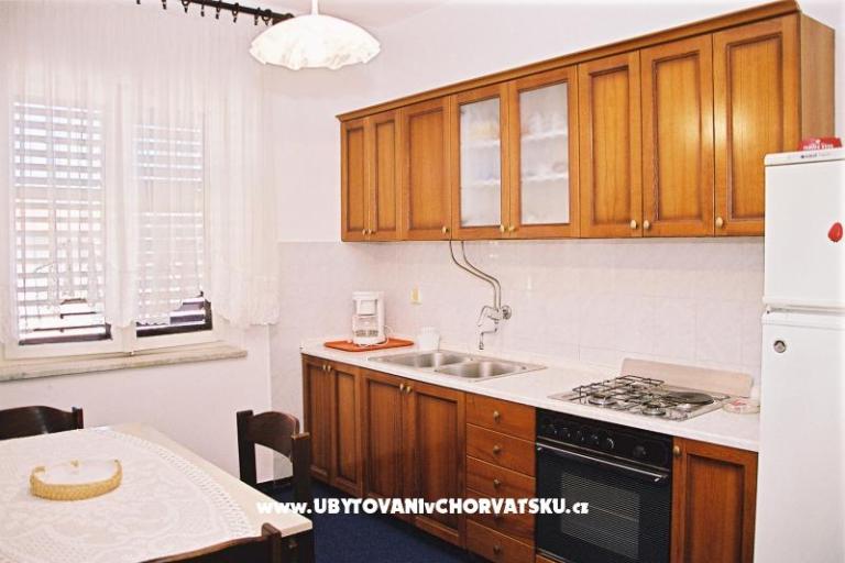 Apartments INA – photo 7