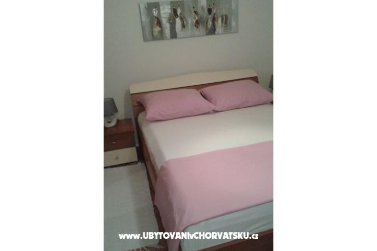 Studio apartment Ella Vrsi i apartm – photo 8