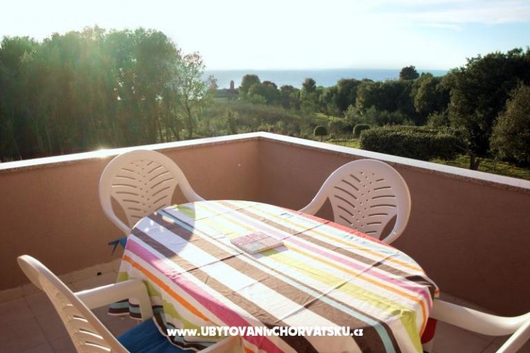 Apartments Peric Diklo – photo 2