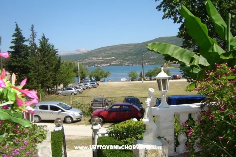 Apartments Hudi – photo 3