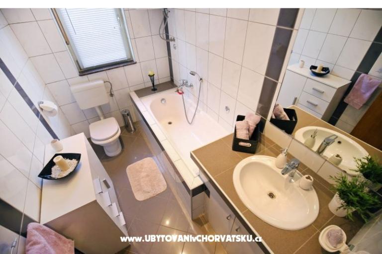 Vacation house Lucija – photo 5