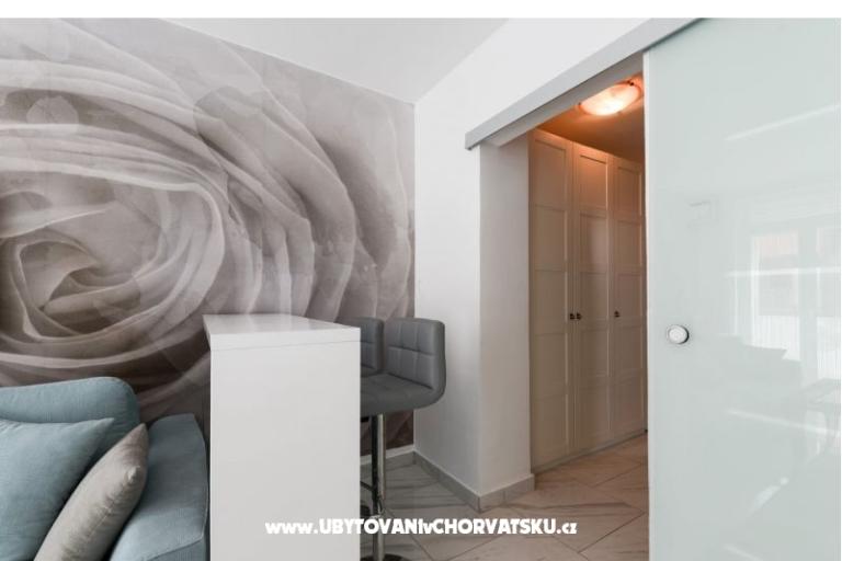 Maria Luxury Suite, Center – photo 12