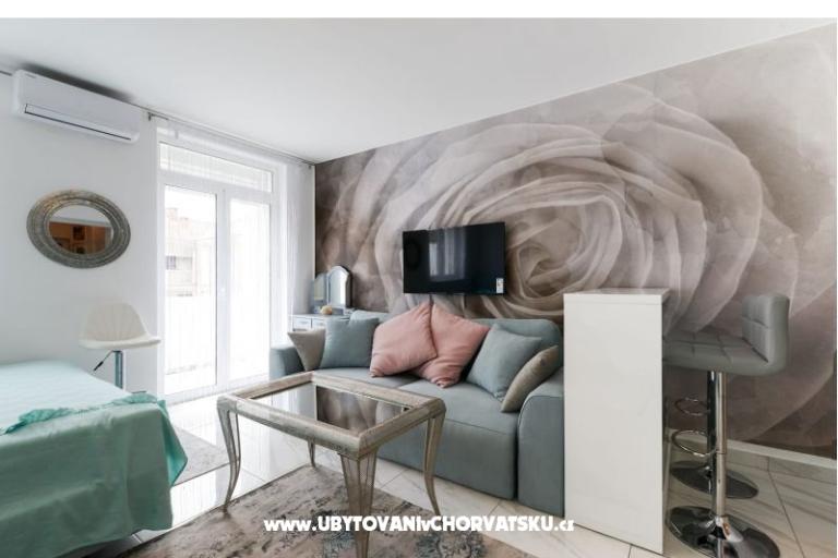 Maria Luxury Suite, Center – photo 17