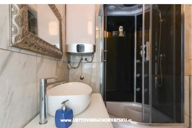 Maria Luxury Suite, Center – photo 4