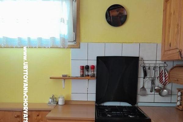 Robinzonski turizam Lavdara Dominis – photo 12