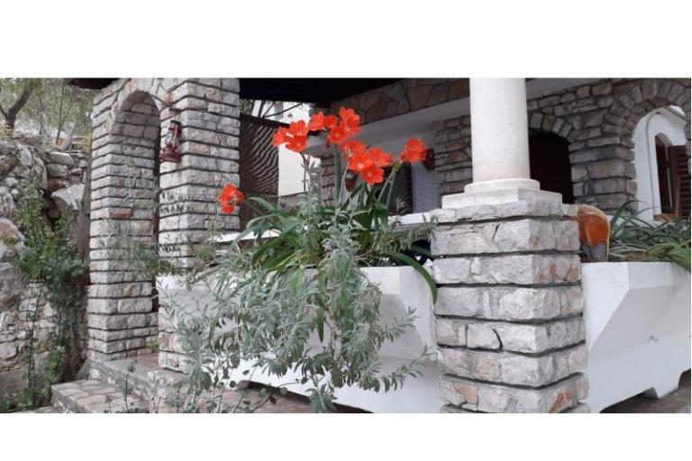 Robinzonski turizam Lavdara Dominis – photo 23