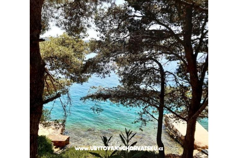 Robinzonski turizam Lavdara Dominis – photo 27