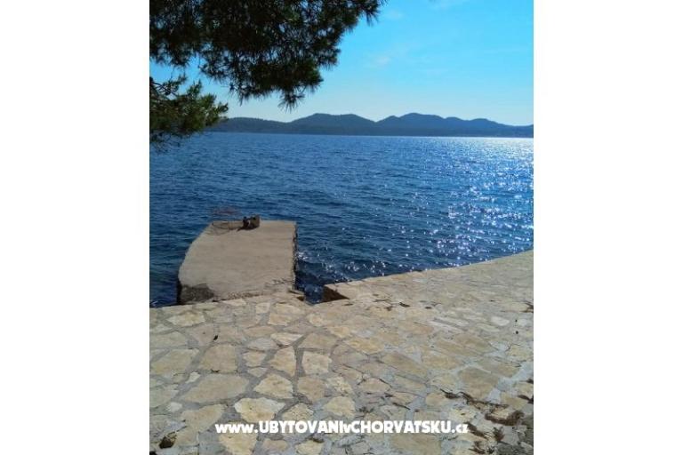 Robinzonski turizam Lavdara Dominis – photo 33