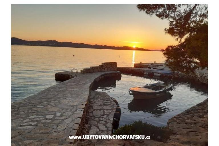 Robinzonski turizam Lavdara Dominis – photo 40