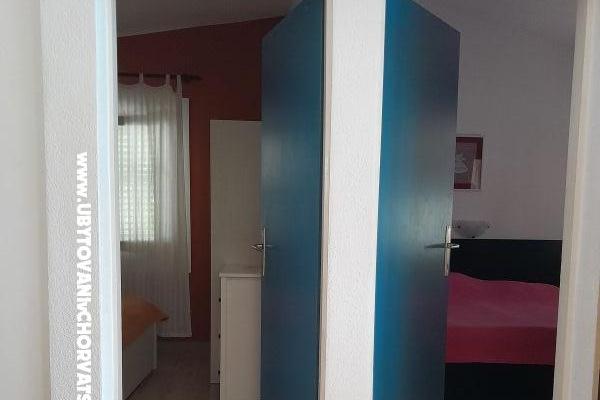 Robinzonski turizam Lavdara Dominis – photo 7