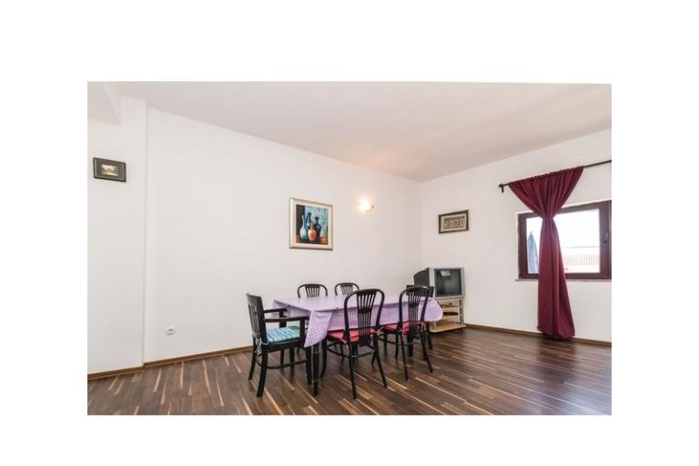 Sunshine Apartments – photo 4