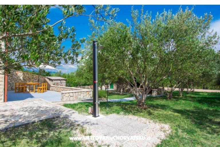 Vacation house Maslina – photo 4