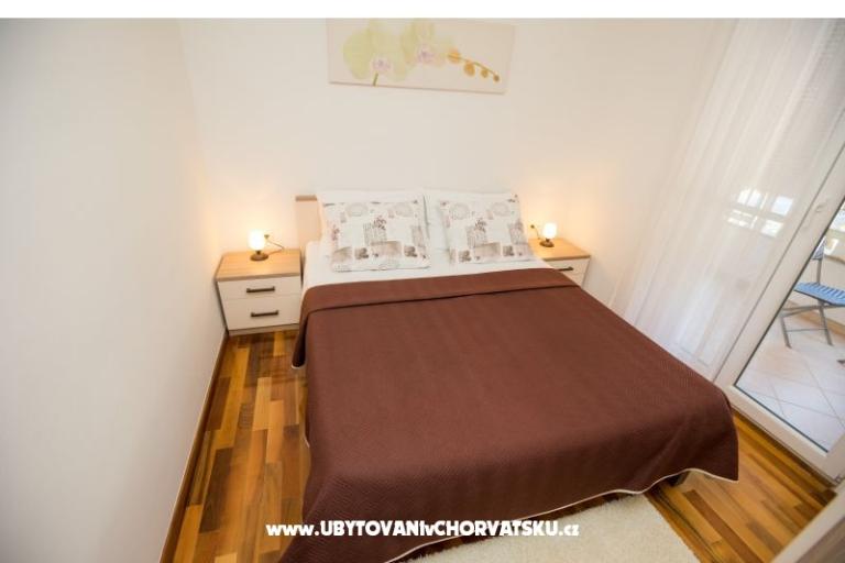 Apartment with pool ViGo – photo 11