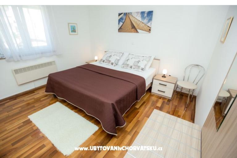 Apartment with pool ViGo – photo 9