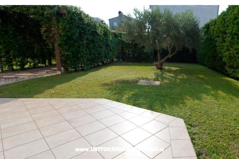 Apartments Villa Zaratina – photo 12