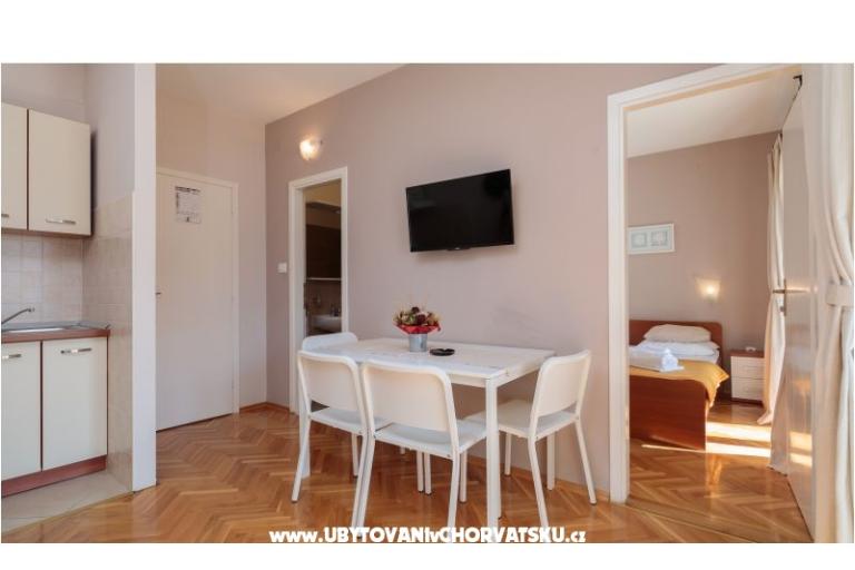Apartments Barbaric – photo 11