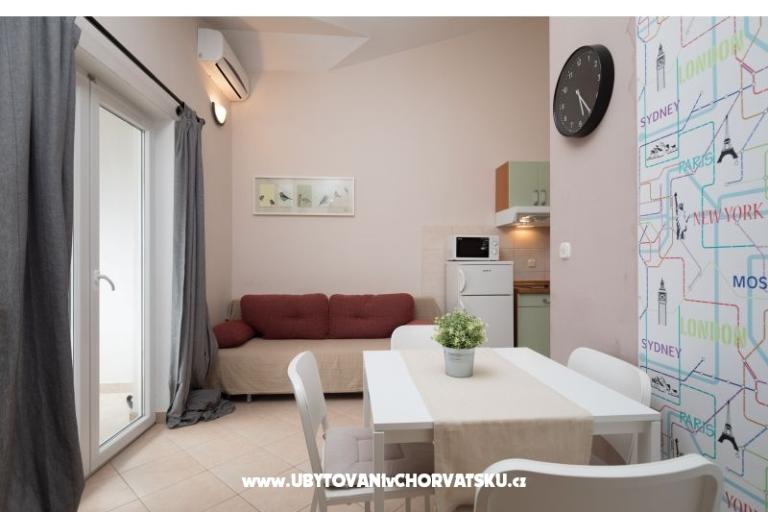 Apartments Barbaric – photo 13