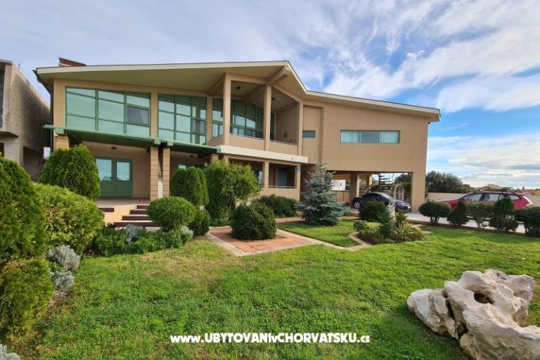 Apartments California – photo 11