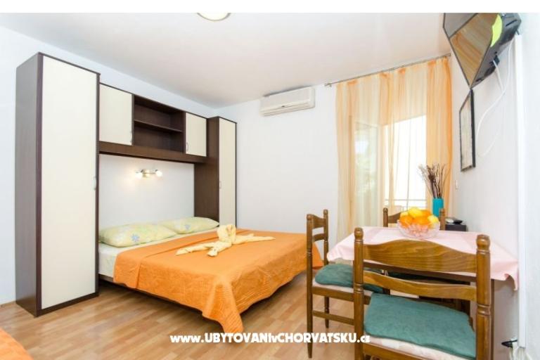 Apartments Knezović – photo 9