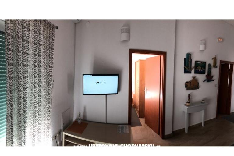 Apartments Leko – photo 8